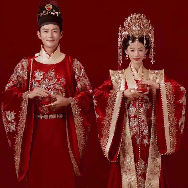 Chinese Costum Photos